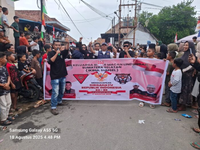 Kemeriahan Pawai Pedamaran: IKBML Sumsel Tampil Memukau di Peringatan HUT ke-80 RI