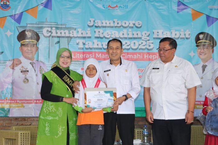 Wali Kota Buka Jambore Reading Habit 2025, 150 Siswa Cimahi Diganjar Penghargaan Literasi