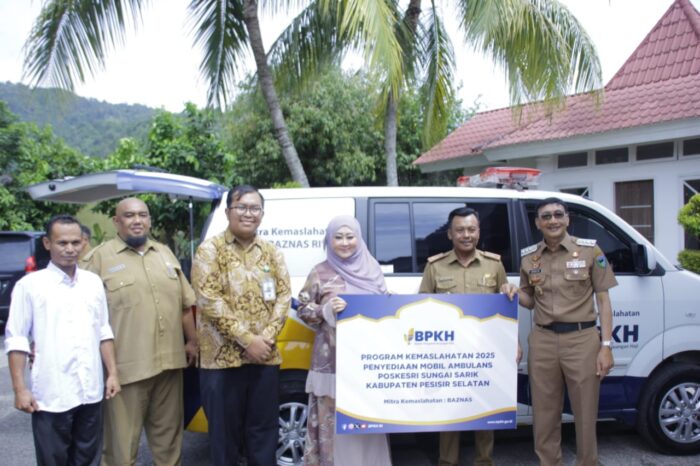 Pemkab Pessel Terima Bantuan 2 Unit Ambulans dan Mobil Rescue dari Anggota DPR RI