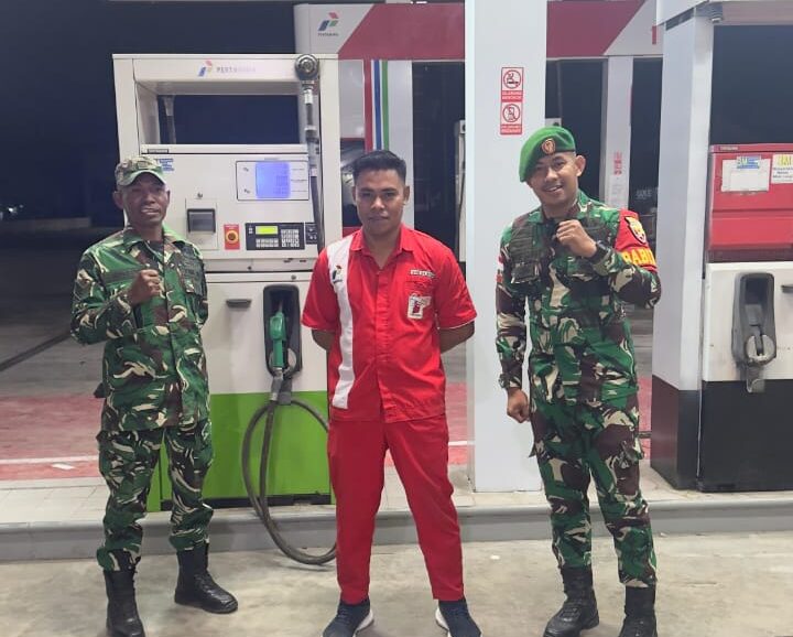 Koramil 01/Lewa Intensifkan Patroli Malam Jaga Kamtibmas