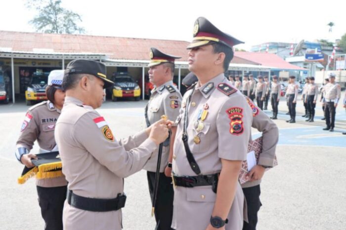 Kapolres Sumba Barat Pimpin Sertijab Wakapolres dan Kabagops