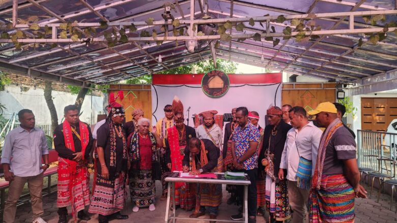 Maklumat dari Bukit Kencana: Masyarakat Adat Amanatun Tetapkan Delapan Tim Ahli Calon DOB