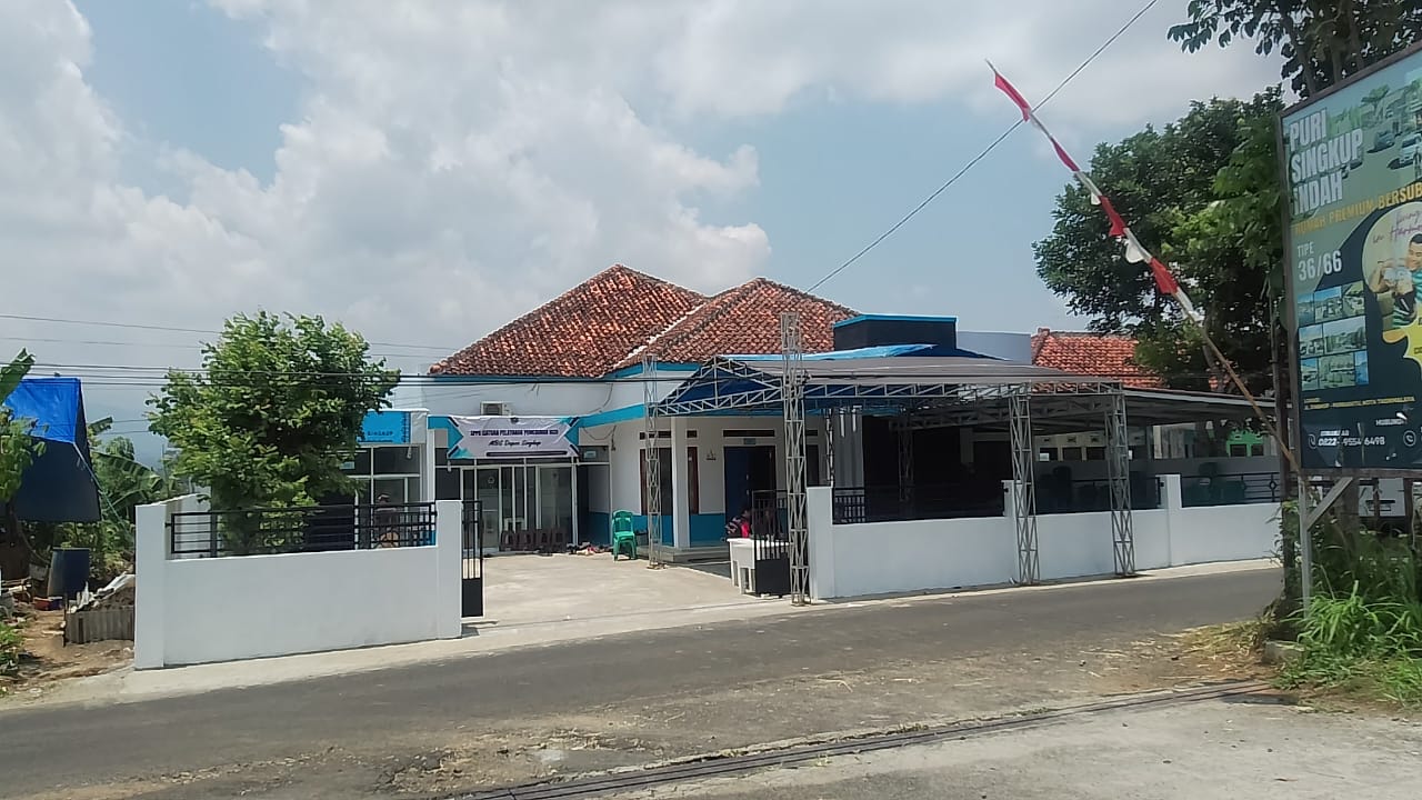 1001885536