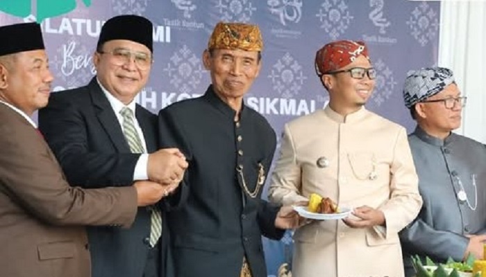 Pemkot Tasikmalaya Gelar “Riung Mungpulung” Bersama Pendiri dan Tokoh Kota di Bale Kota