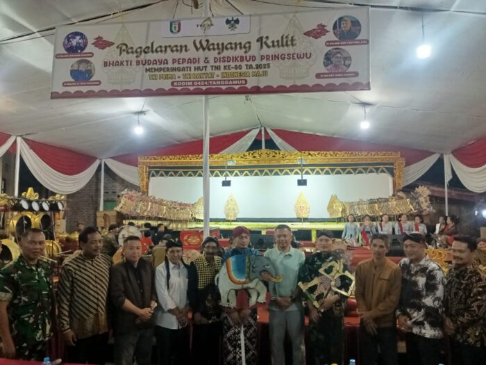 Kodim 0424/Tanggamus Rayakan HUT TNI ke-80 dengan Pagelaran Wayang Kulit