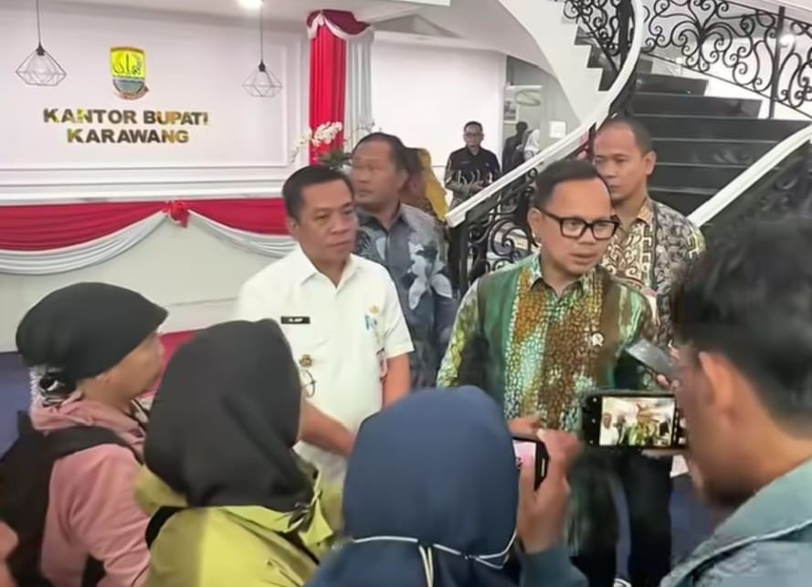 Wamen Bima Arya Apresiasi Langkah Pemkab Karawang Dalam Mendukung Program Pemerintah Pusat