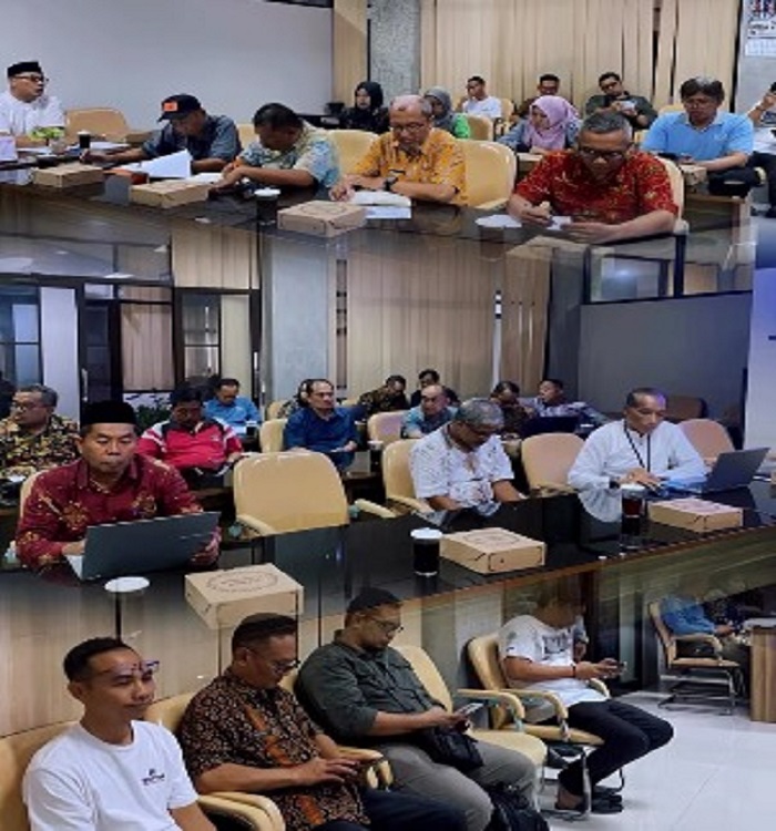 Komisi III DPRD Kabupaten Blitar Gelar Rapat Evaluasi Percepatan Pelaksanaan APBD 2025 Bersama OPD Mitra