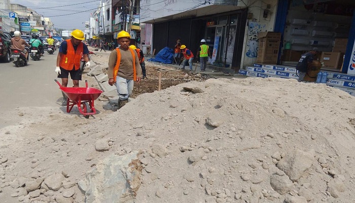 Merasa Kecewa, ARB Ultimatum Dinas PUPR Kota Serang Soal Proyek Pedestarian Royal