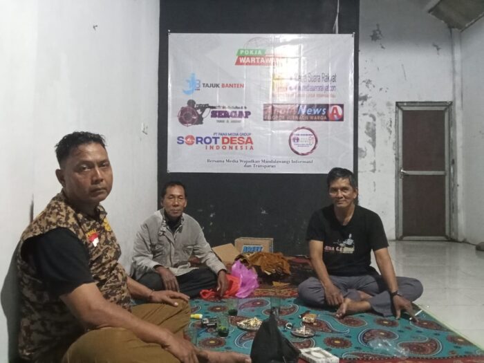 Pokja Wartawan Mandalawangi, Membangun Melalui Karya