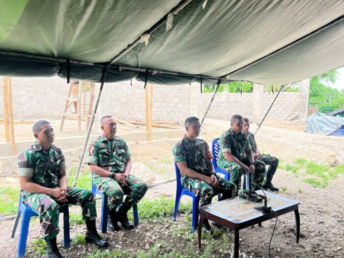 Dandim 1601/Sumba Timur Mengikuti Vicon Percepatan Pembangunan Koperasi Merah Putih di Kambajawa