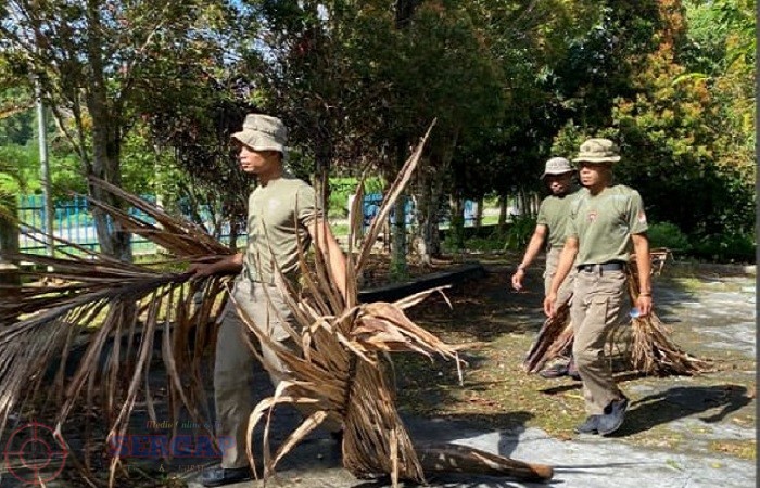 Brimob NTT Turun Tangan, Taman Mamuli Bersih dan Asri untuk Masyarakat