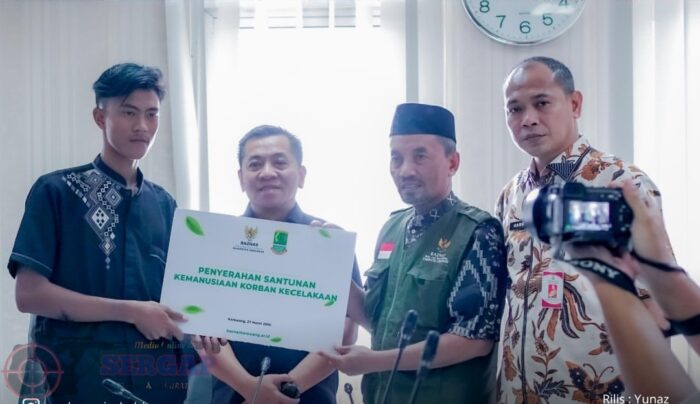 Bupati Aep Kembali Serahkan Santunan Bagi Keluarga Korban Lakalantas Majalengka
