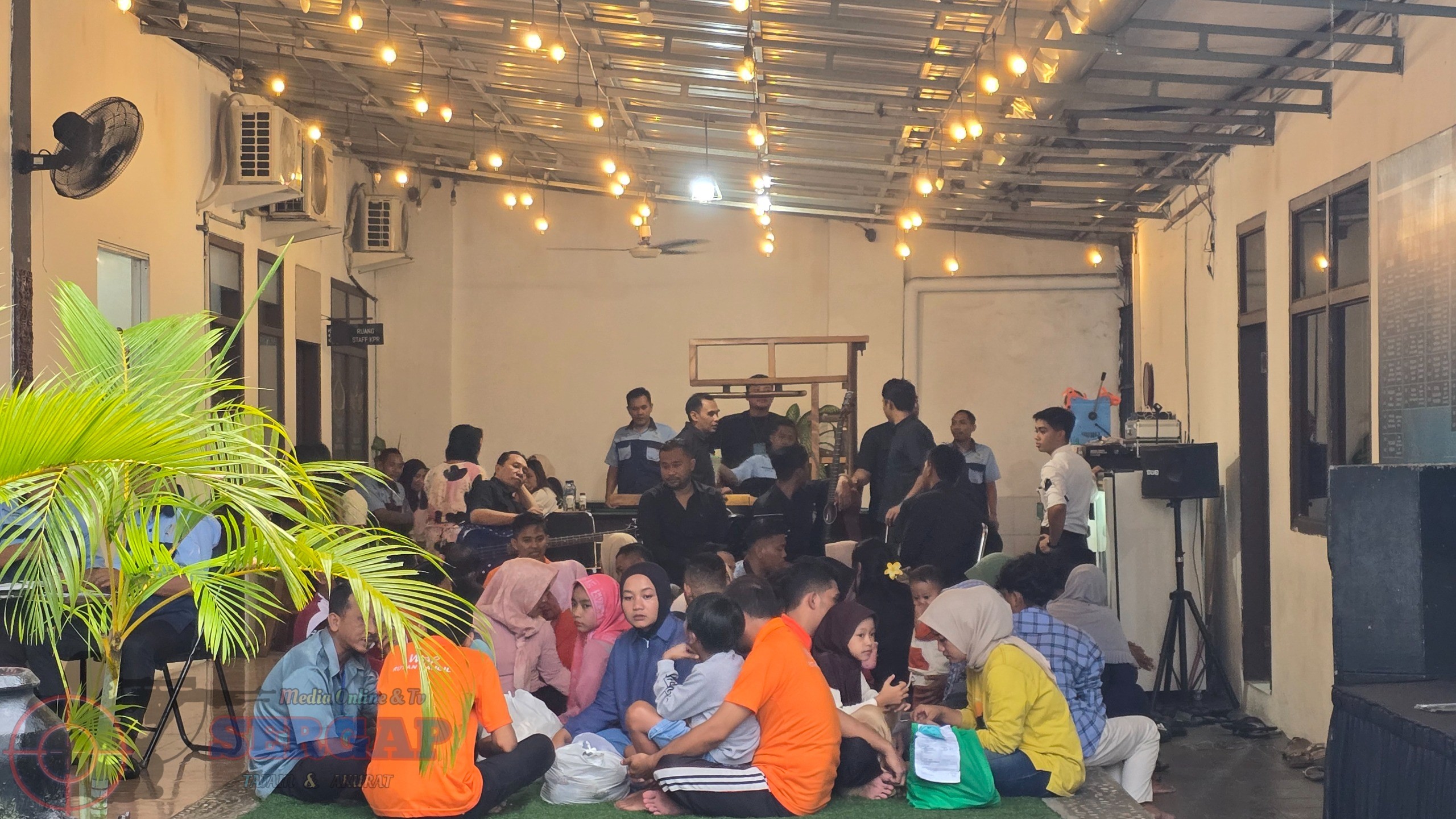 Hangatnya Ramadhan, Rutan Bangil Fasilitasi Buka Puasa Bersama Warga Binaan