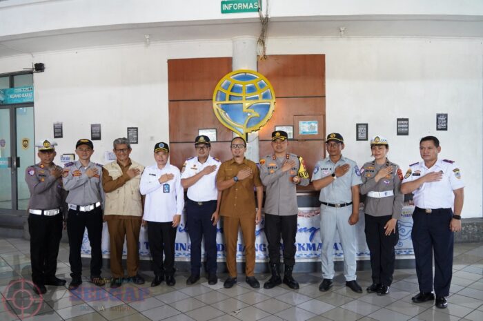 Kapolres dan Wali Kota Tasikmalaya Ramp Check Bus di Terminal Indihiang