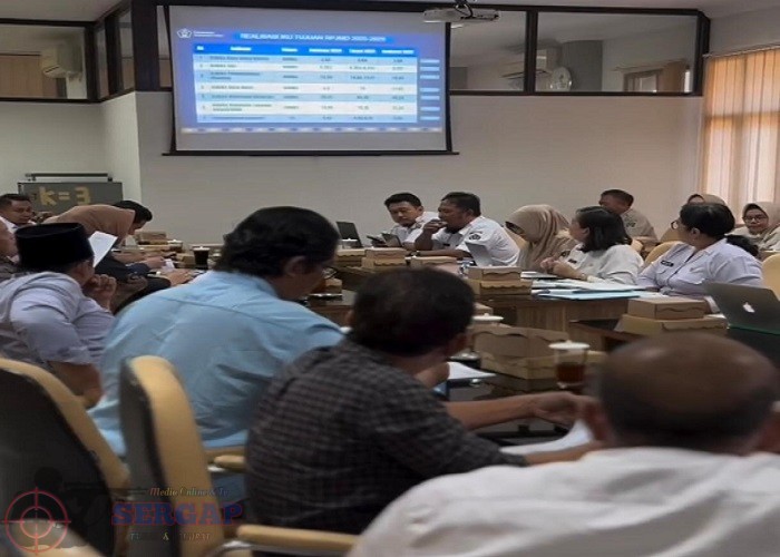 Pansus DPRD Blitar Evaluasi Kinerja OPD, Siapkan Rekomendasi Strategis