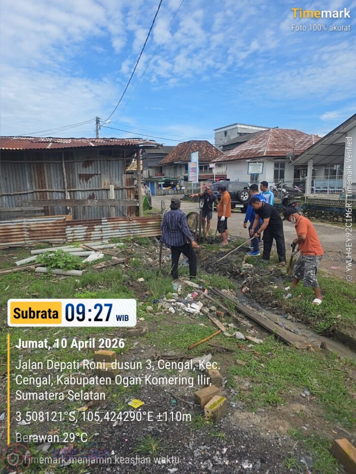 Puskesmas Cengal Gelar Aksi "Jumat Bersih", Bersihkan Lingkungan Radius 100 Metar Bersama Pemdes Cegal
