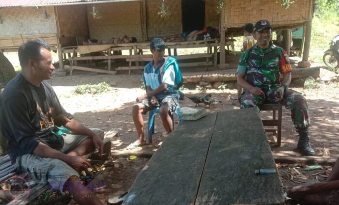 Babinsa Koramil 04/Tabundung Aktif Komsos, Pererat Hubungan dengan Warga Binaan
