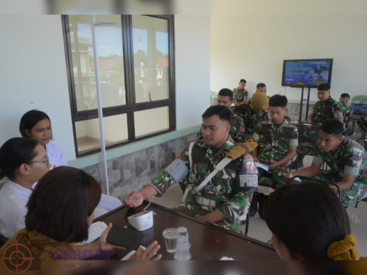 Arhanud 9/AWJ dan Puskesmas Camplong Gelar Cek Kesehatan Gratis di Kupang