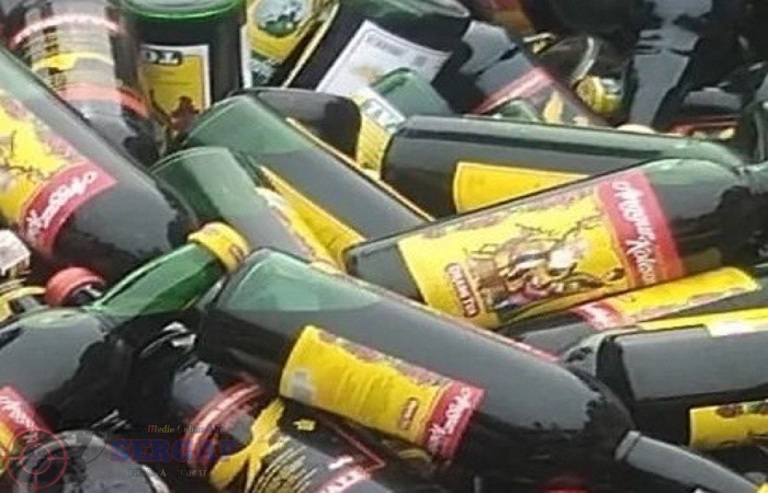 Gempur Miras Ilegal, Bea Cukai Blitar Gagalkan Pengiriman Ribuan Botol Tanpa Cukai