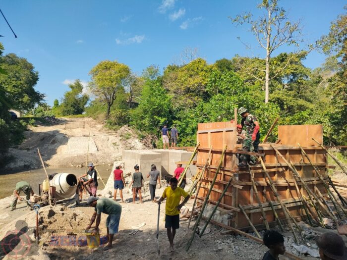Progres Jembatan Gantung Garuda Capai 30 Persen, Kodim 1601/Sumba Timur dan Warga Kebut Pengecoran Anchor Sling