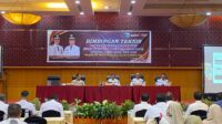 Bupati Hendrajoni Membuka Bimtek Penguatan Kualitas Implementasi SAKIP bersama Pejabat Pemerintah