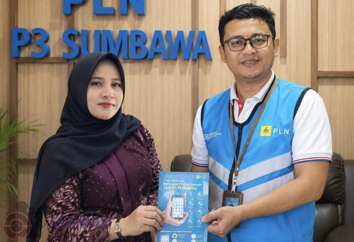 Selain Baksos Kesehatan, Leny Hurniati Perjuangkan Listrik Gratis untuk Warga Miskin Desa Kakiang