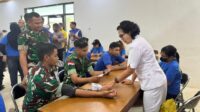 Kasdim 1601/Sumba Timur Hadiri Donor Darah Hari Bhayangkara ke-80, Wujud Sinergitas TNI-Polri dan Kepedulian Kemanusiaan