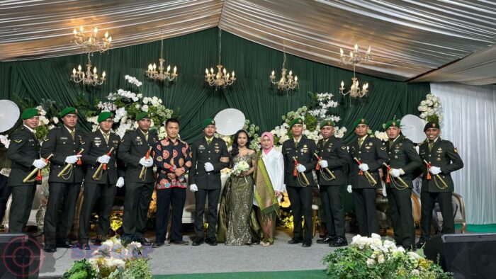 Dandim 1601/Sumba Timur Hadiri Resepsi Pernikahan Putri Pasi Ops Kodim dan Sampaikan Sambutan Keluarga