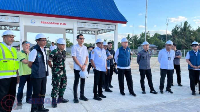 Dandim 1601/Sumba Timur Dampingi Irjen KKP RI Tinjau Lokasi Tambak Udang Terintegrasi dan Kampung Nelayan Merah Putih