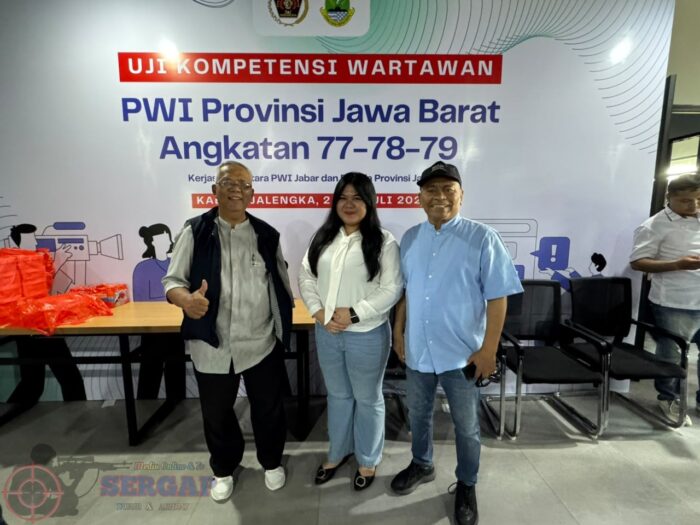 Aninggelldivita Raih UKW Madya di Usia 22 Tahun