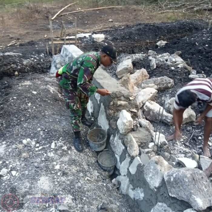 Gotong Royong Bangun Rumah