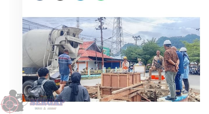 Kadis Perhubungan dan Kontraktor Tinjau Pembangunan High Mast Tugu Ikan, Prioritaskan Mutu dan Keselamatan