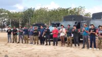 Pasiter Kodim 1601/Sumba Timur Hadiri Pelepasan Bantuan Bhakti Sosial Kemenhan bagi Masyarakat Empat Desa
