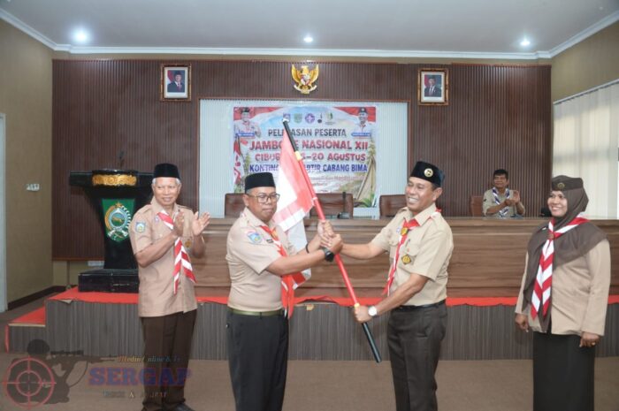 Kontingen Pramuka Kabupaten Bima Dilepas Menuju Jambore Nasional XII di Cibubur 
