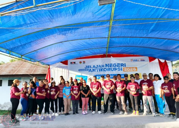 Pasi Pers Kodim 1601/Sumba Timur Ikuti Senam Pagi JNBA 2026 di Taman Wisata Swembak