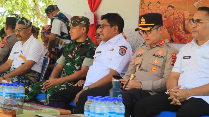 Dandim 1601/Sumba Timur Hadiri Karnaval Budaya HUT RI ke-81 di Kota Waingapu