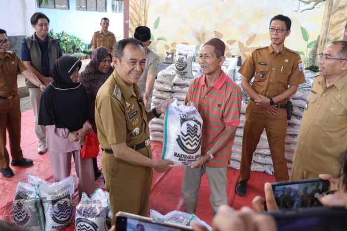 Pemkot Cimahi Salurkan Rastrada Termin II kepada 2.227 KPM