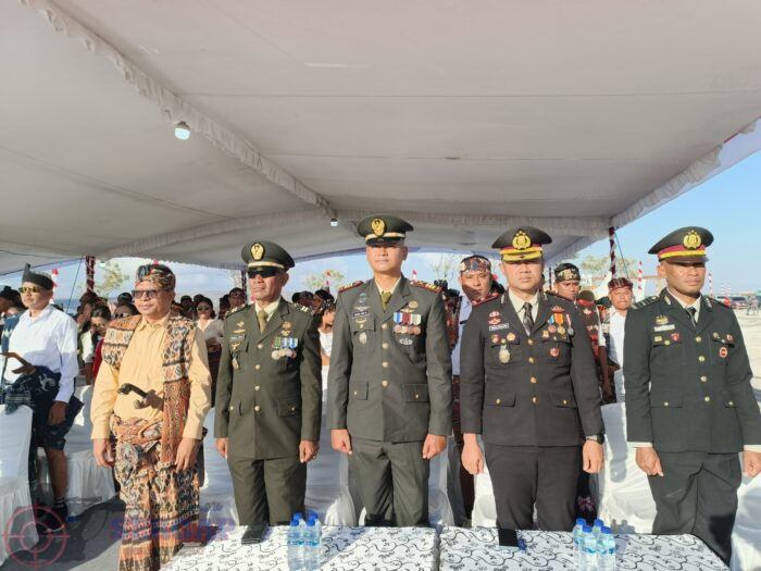 Pasiops Kodim 1601/Sumba Timur Hadiri Upacara HUT ke-81 RI di Integrated Shrimp Farming