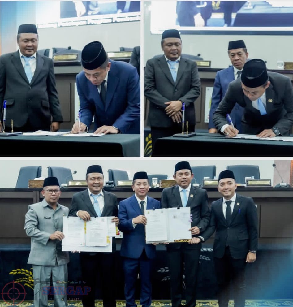 DPRD Kab. Karawang Melaksanakan Rapat Paripurna Dengan Agenda Penyelarasan KUA-PPAS 2027 dan Transformasi BUMD Petrogas Persada