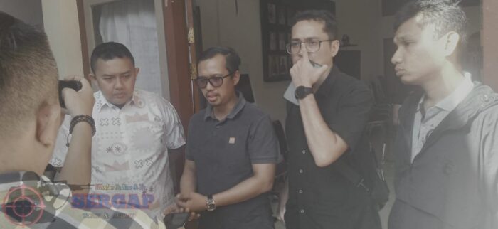 Sempat Kabur ke Kebun Sawit Sambil Bawa Parang, DPO Terpidana Kayu Ilegal Dibekuk, Salah Seorang Tim Terluka