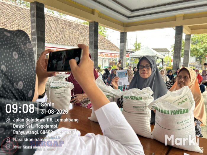Jaga Ketahanan Pangan, BULOG Banyuwangi Gelontorkan Ribuan Ton Beras Bantuan