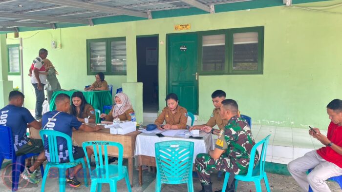 Kodim 1601/Sumba Timur dan Puskesmas Waingapu Gelar Pemeriksaan Kesehatan Gratis