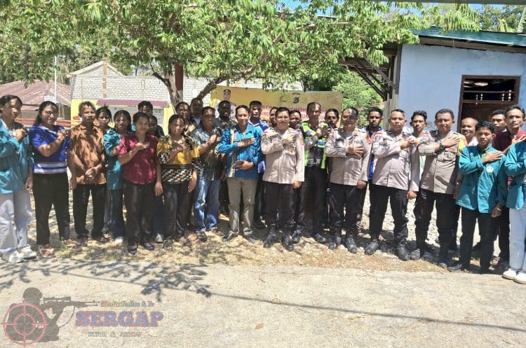 Jumat Curhat di Desa Malata, Kapolres Sumba Barat Serap Aspirasi Warga Secara Langsung