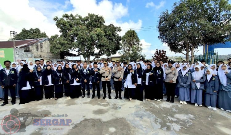 Pesan Humanis Kapolres Sumba Barat kepada Pelajar: Jaga Diri, Jaga Etika, Jaga Masa Depan