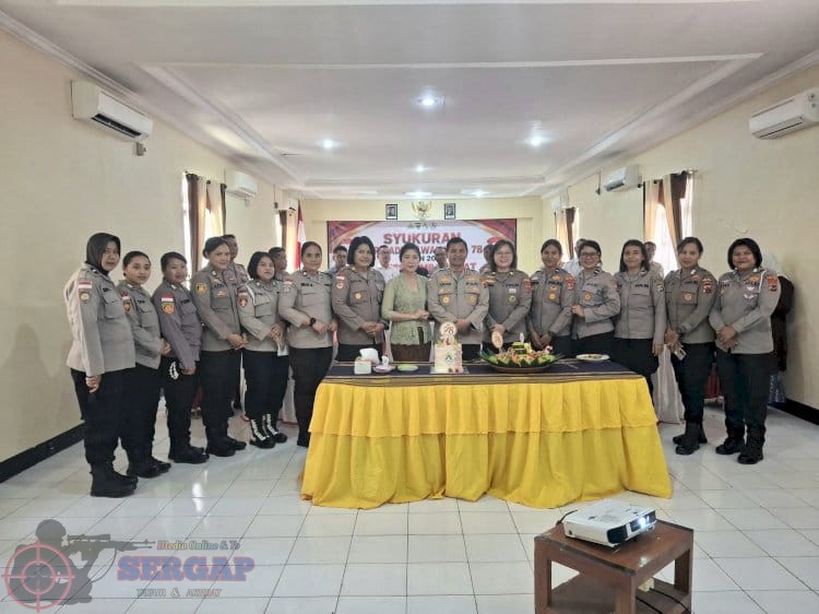 Syukuran Hari Jadi Polwan ke-78,Kapolres Sumba Barat Tekankan Soliditas dan Pengabdian