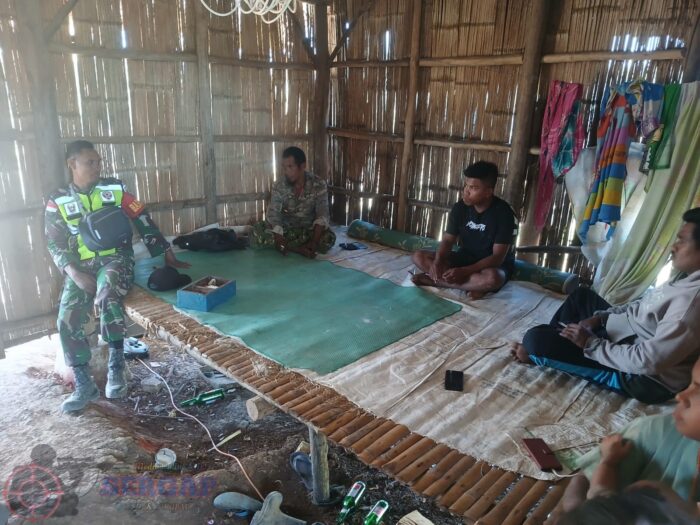 Babinsa Rindi Umalulu Ajak Warga Katikuwai Bersama Cegah Karhutla