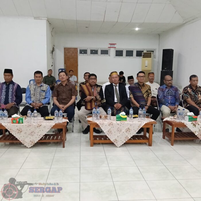 Dandim 1601/Sumba Timur Hadiri Pengukuhan Ketua KKBD Kabupaten Sumba Timur