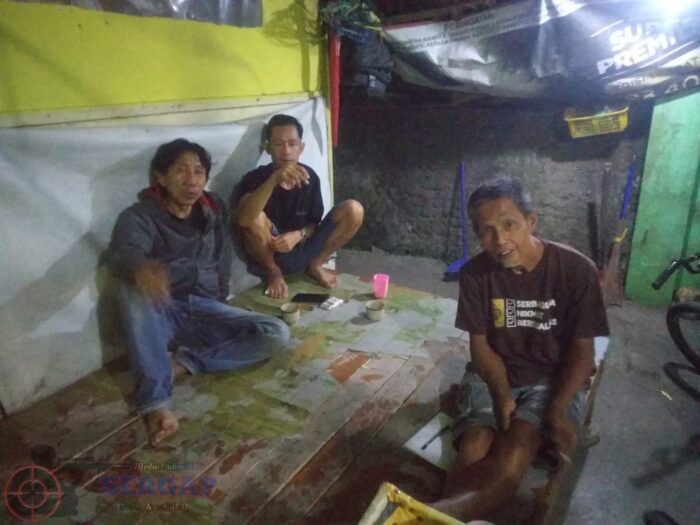 Warga Sambongbencoy Tasikmalaya Aktifkan Kembali Siskamling, Perkuat Keamanan Lingkungan